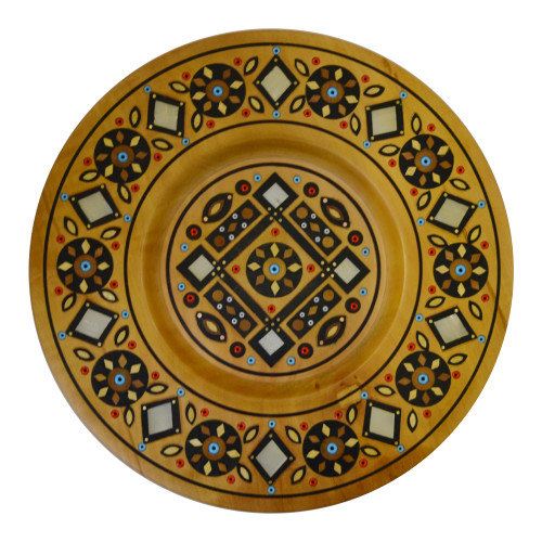 Дерев'яна декоративна тарілка з традиційним українським орнаментом, інкрустована бісером , діаметр 20см