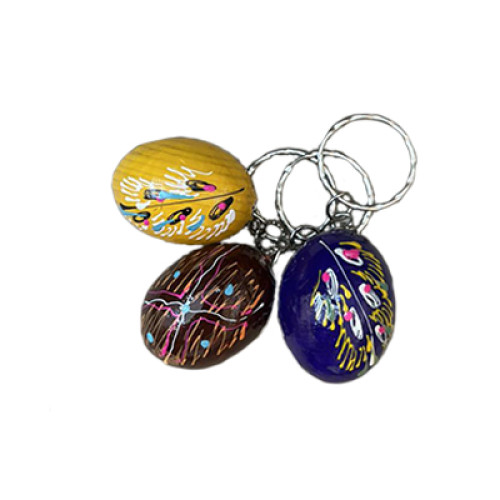A hand-painted wooden keychain "Pysanka"