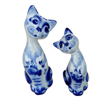 A set of ceramic handmade figures "A pair of cats" with a blue painting, h=17.1 cm