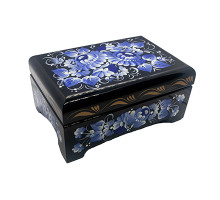 Шкатулка дерев'яна, чорна, з ніжними блакитними квітами, розписана в техніці "Петриківський розпис", 12,5х8,5х5,5 см
