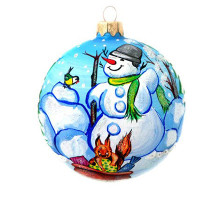 A sky-blue handmade glass Christmas tree ball with an artistic painting, embellished with glitter "Snowmen in the winter forest", 3,25 inches