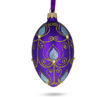 Ялинкова підвіска-яйце скляна, фіолетова, з блакитним листям та ніжним орнаментом, декорована глітером і перлинами, ручна робота, 6,5 см