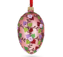 Ялинкова підвіска-яйце скляна,  рожева, з ніжним рослинним орнаментом, декорована глітером та рельєфними квітками троянди, ручна робота, 6,5 см