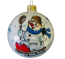Куля скляна, біла, із зображенням "Сніговик на санках", ручної роботи, 8 см